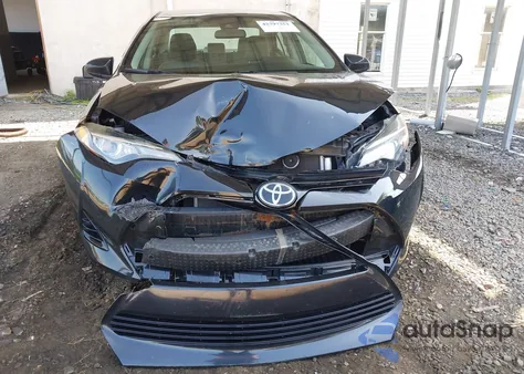 2017 Toyota Corolla Le z USA, uszkodzony, nr VIN 2T1BURHE9HC960453